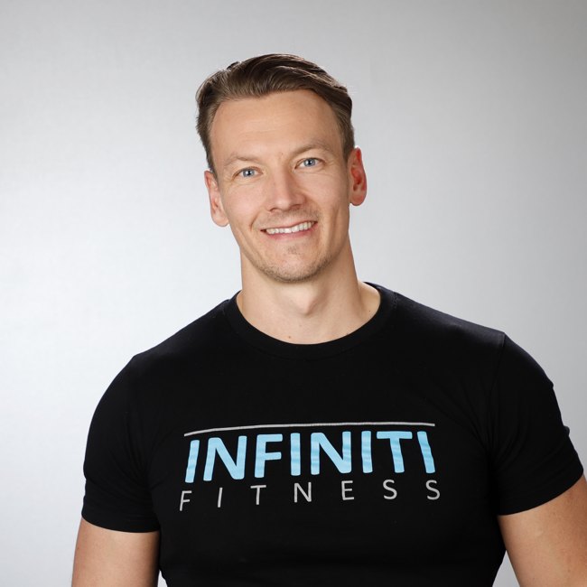 Porträt von Joel aus dem INFINITI Team